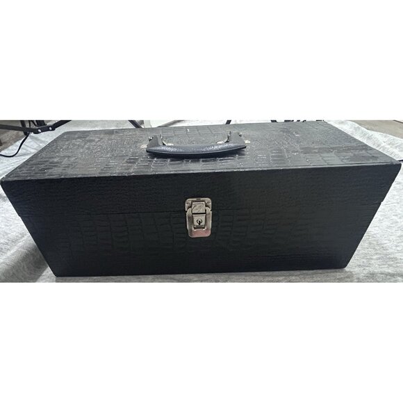 Black 8 Track Tape Faux Crocodile Leather Suitcase Hard Body 24 Tape Red Interio - Picture 1 of 7